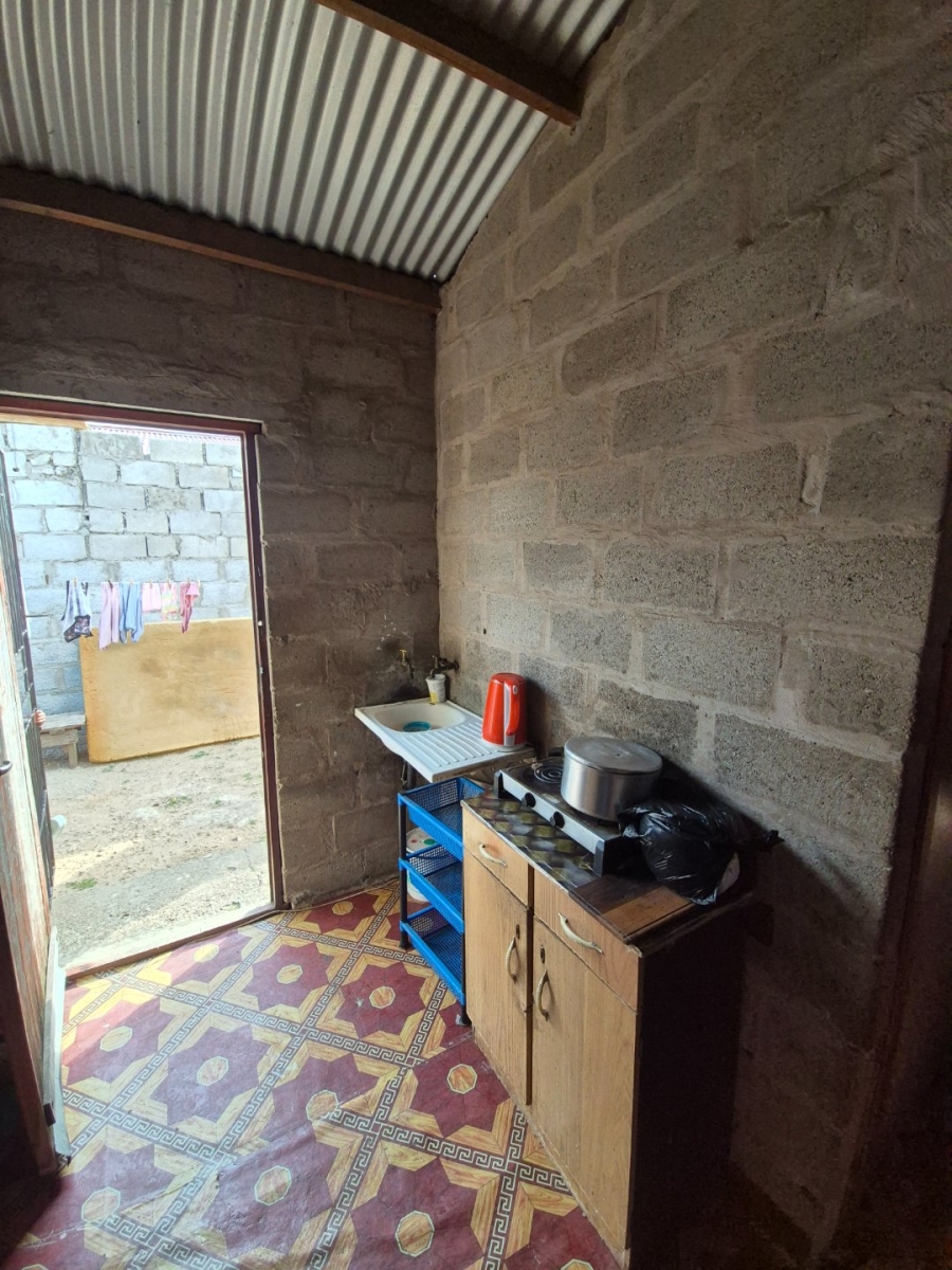 2 Bedroom Property for Sale in Kwazakhele Eastern Cape